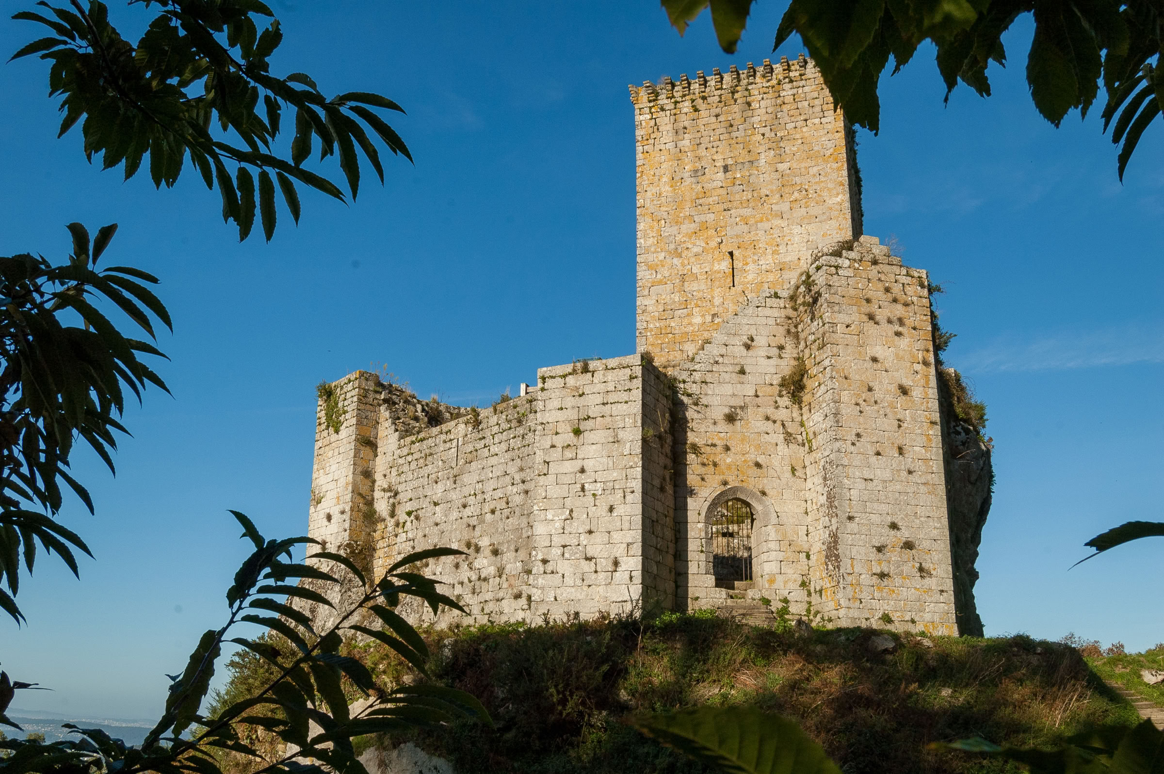 Lo que no sabías del Castillo de Andrade