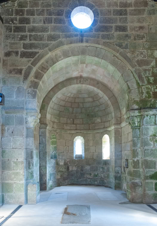 Visita el Monasterio de San Juan de Caaveiro